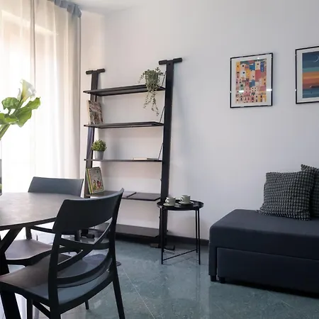 La Terrazza 112 E 112 *